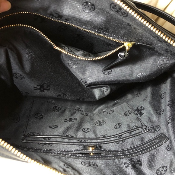 [Sold] Tory Burch Fleming Tote - Picture 6 of 6